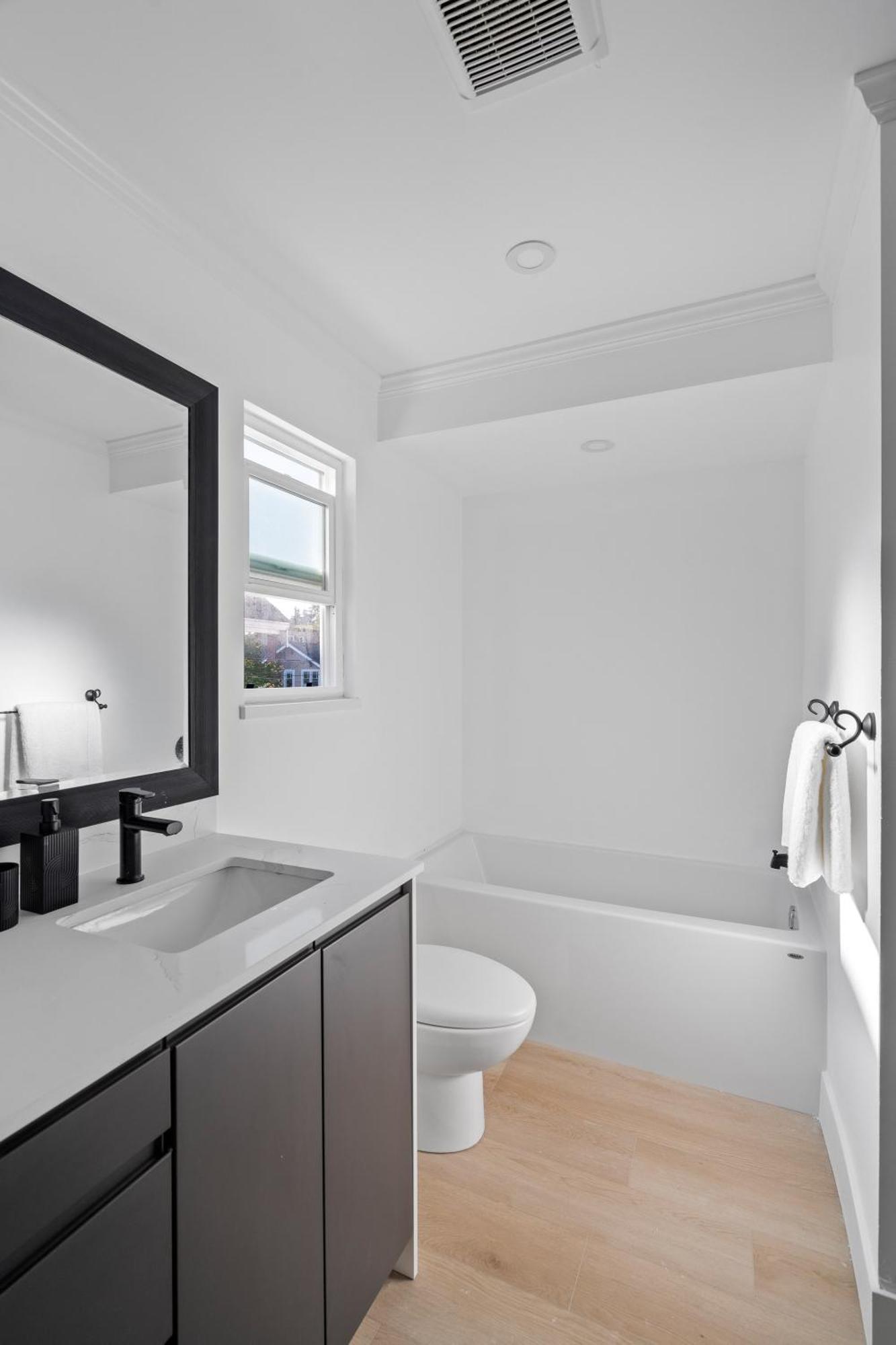 Modern Kitsilano 2 Bedroom Home With A Hot Tub 溫哥華 外观 照片